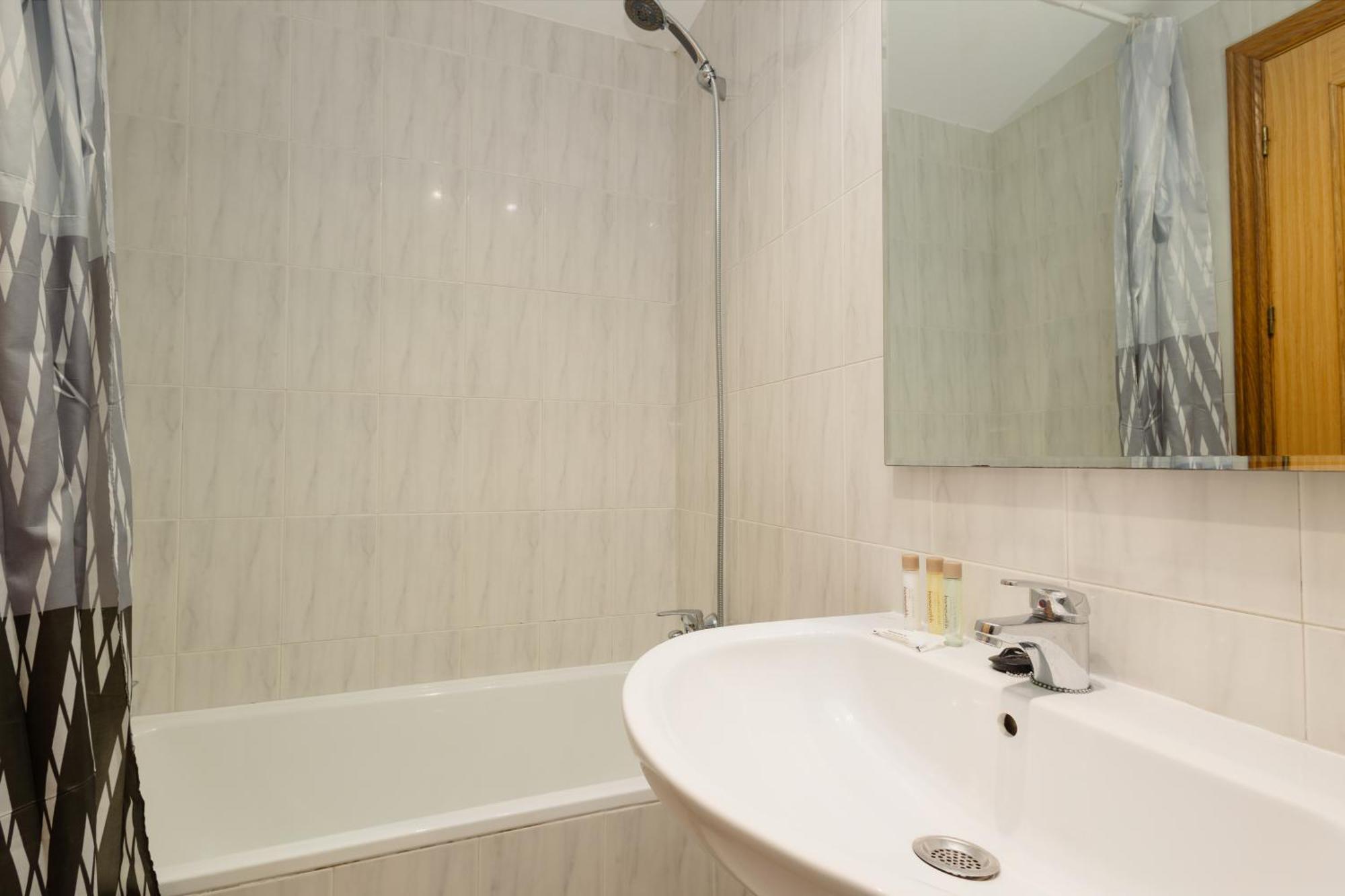 Beautiful Townhouse Walking Distance To The Beach In Costabella, Marbella Exteriér fotografie
